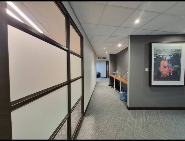 982M² OFFICE TO LET IN SANDTON CENTRAL